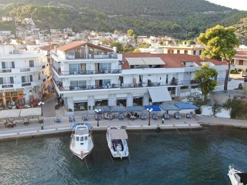 Hotel Mike Epidaurus Exteriér fotografie